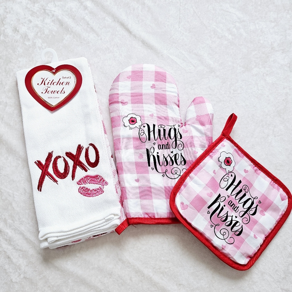 ❤️Pink and White Kitchen Towel Set with Mitt and Pot Holder 4 Pcs Set